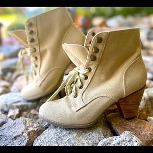 ISO!!! CHELSEA CREW BOOTS